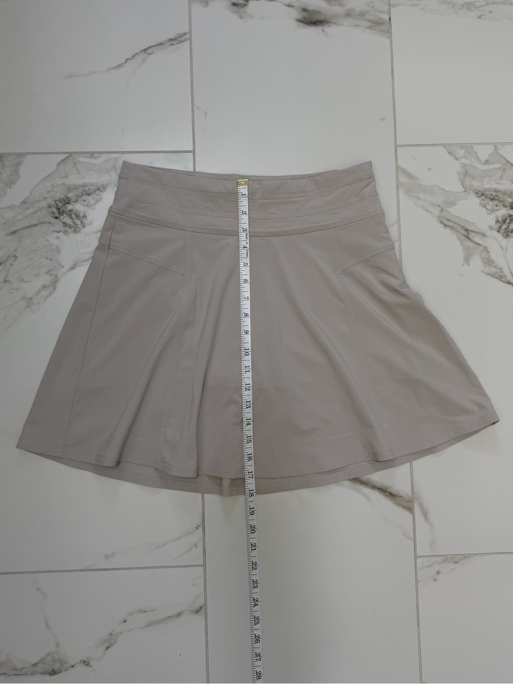 Athleta All Day Skort Pale Khaki - Picture 3 of 4